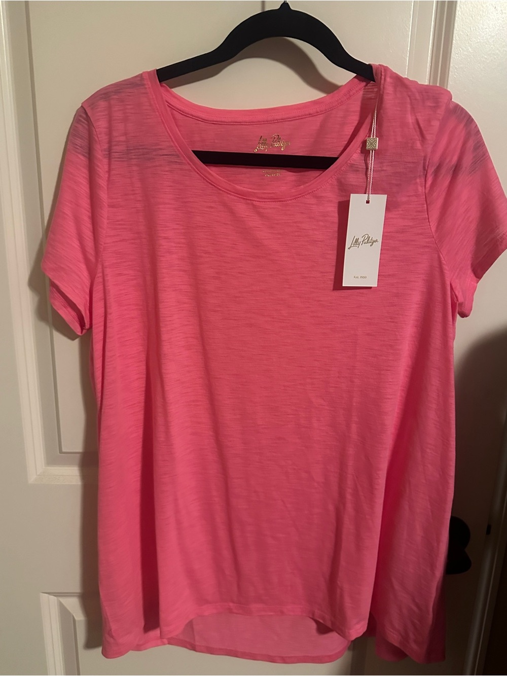 NWT‎ Lilly Pulitzer Etta Scoop Neck Tee in Roxie Pink, Sz XL